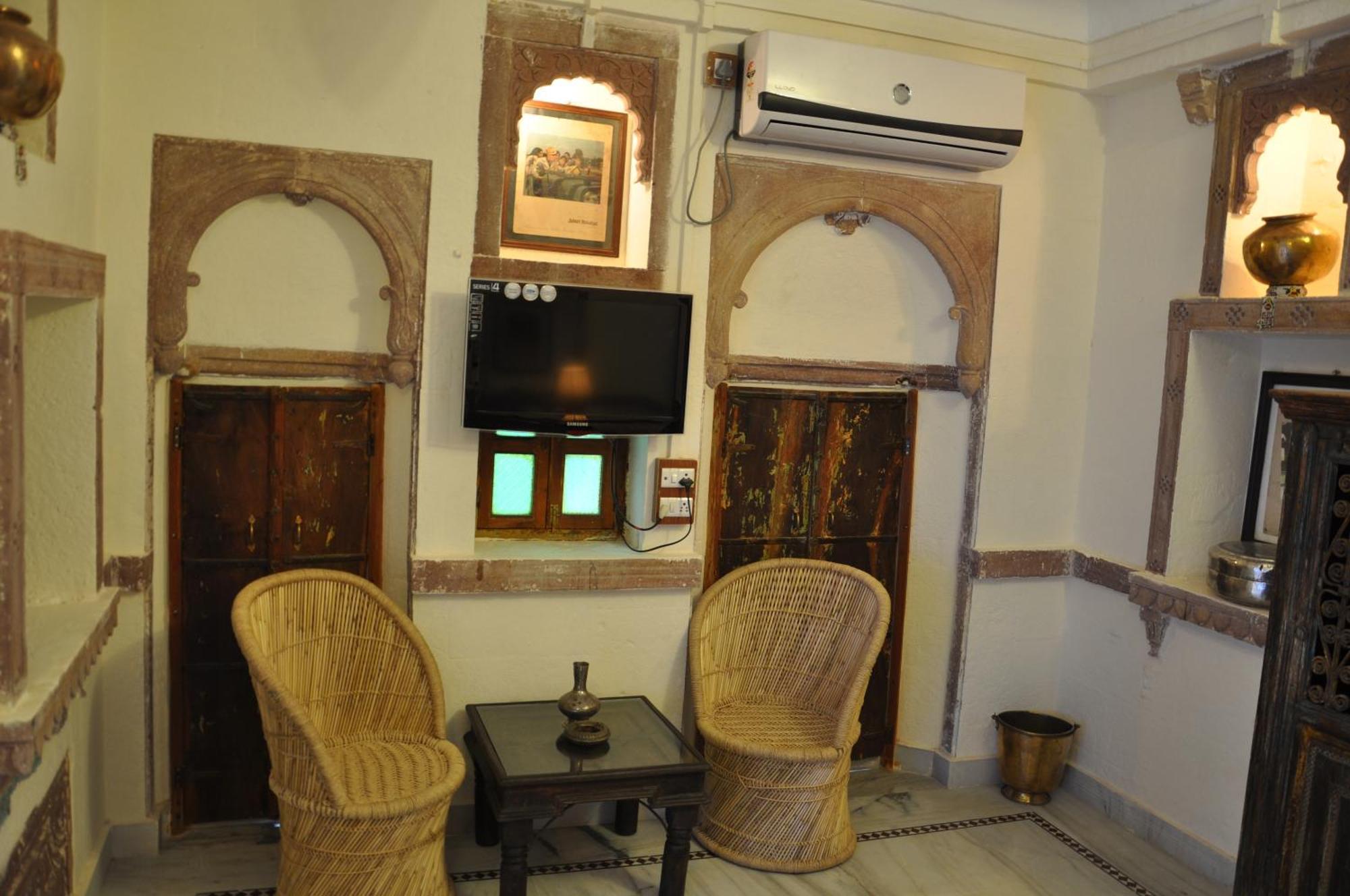 Juna Mahal Boutique Home Stay Джодхпур Екстер'єр фото